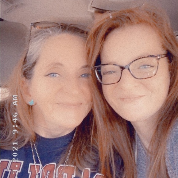 Meet your Posher, Amanda - Picture 17 of 17